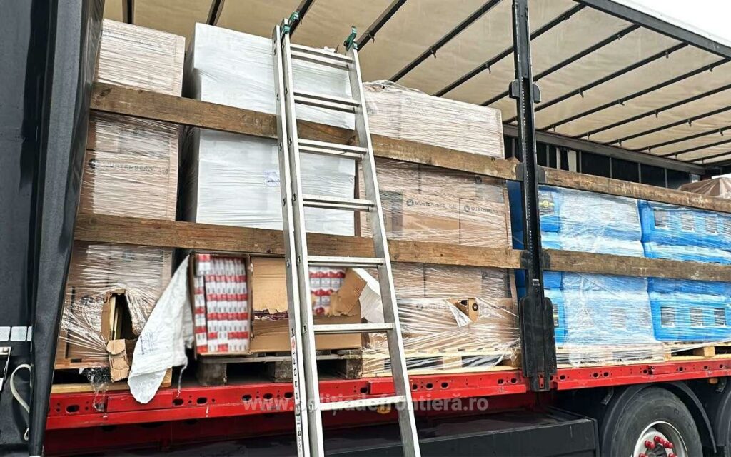 Captură de proporții la Calafat. Polițiștii de frontieră au descoperit țigări de contrabandă în valoare de 2,2 milioane lei