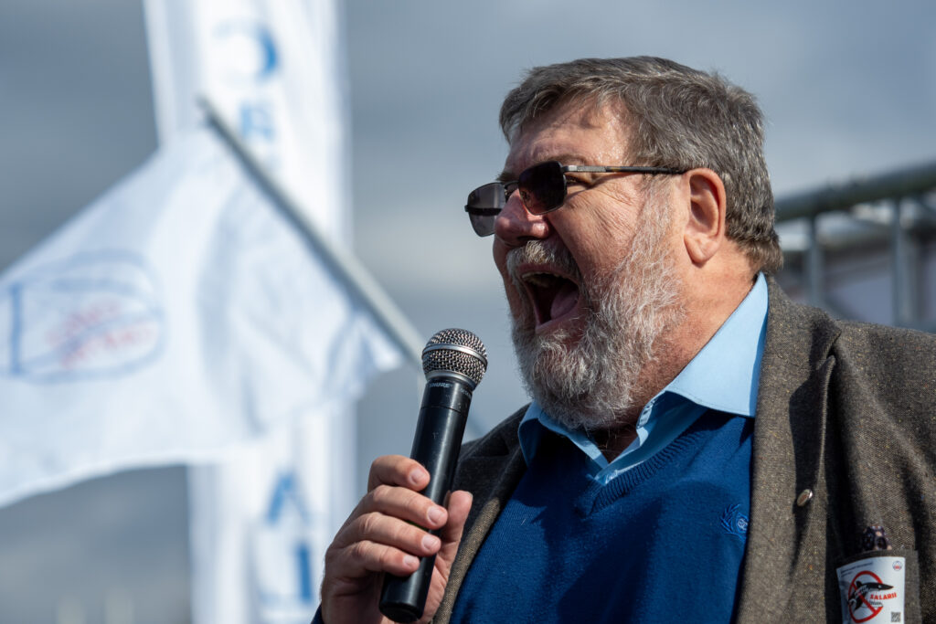 Hossu: I-am spus lui Bolojan că percepția e că urăște salariații și cetățenii