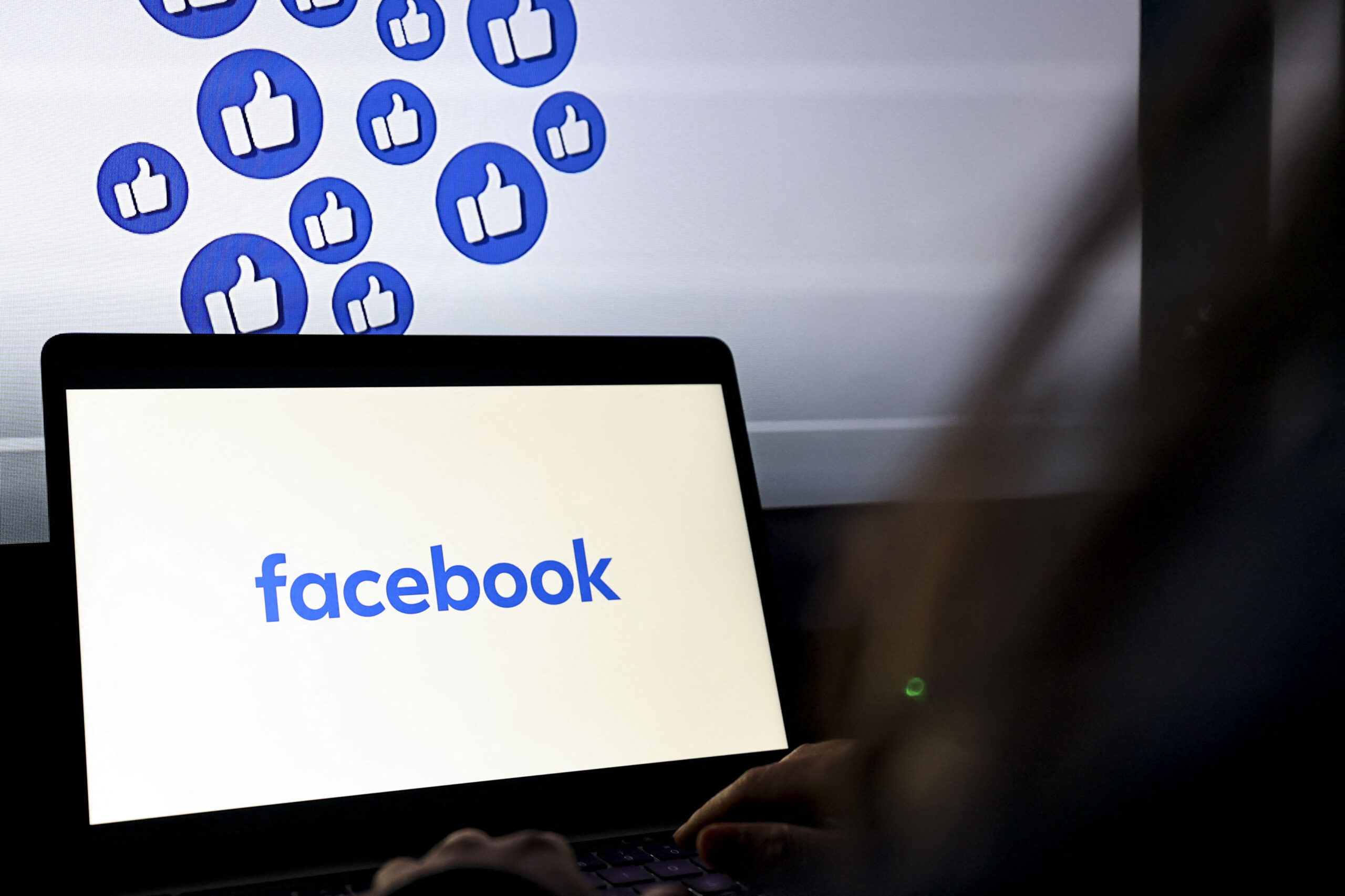 Meta ar putea restricționa linkurile pe Facebook