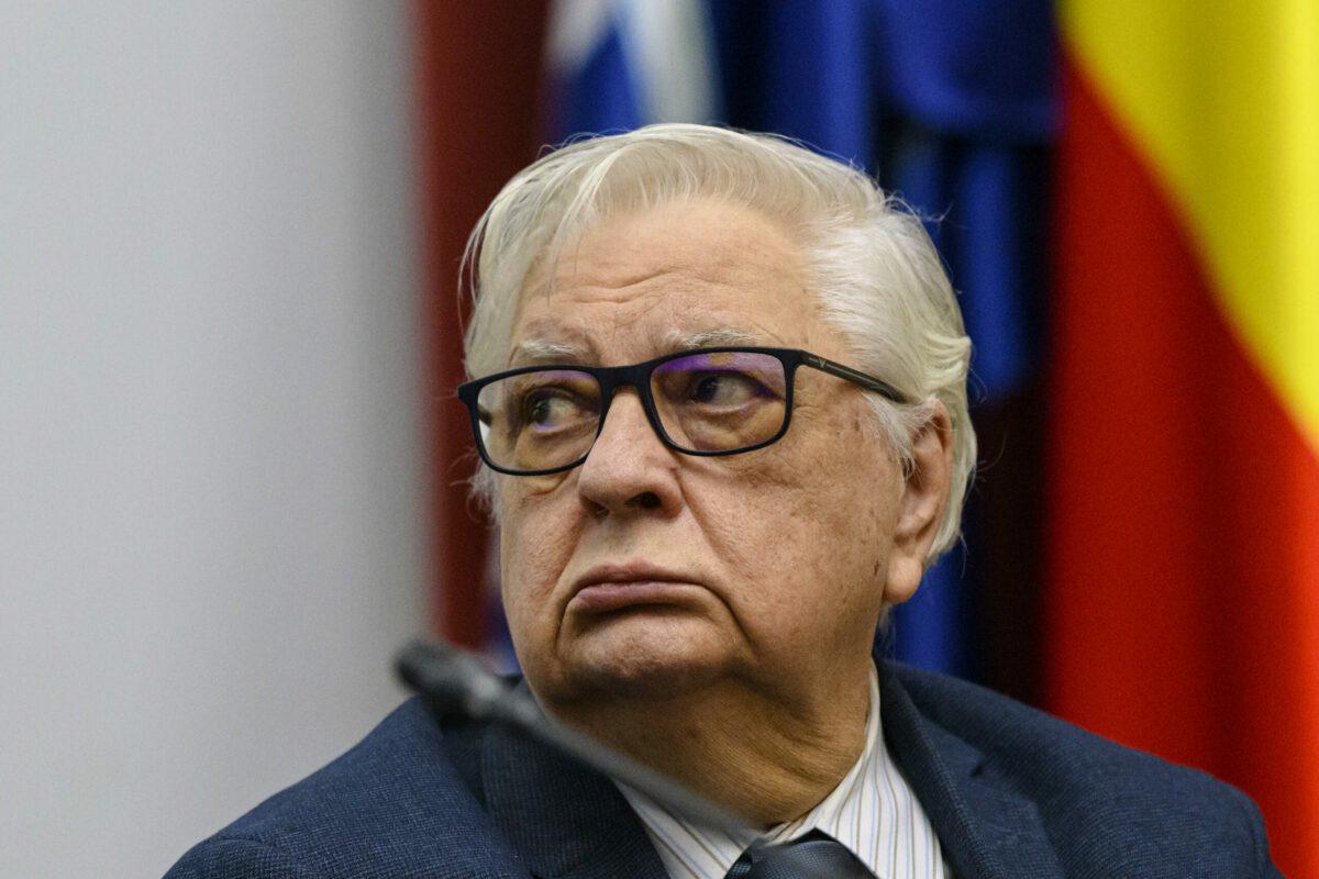 A murit economistul Mircea Coșea