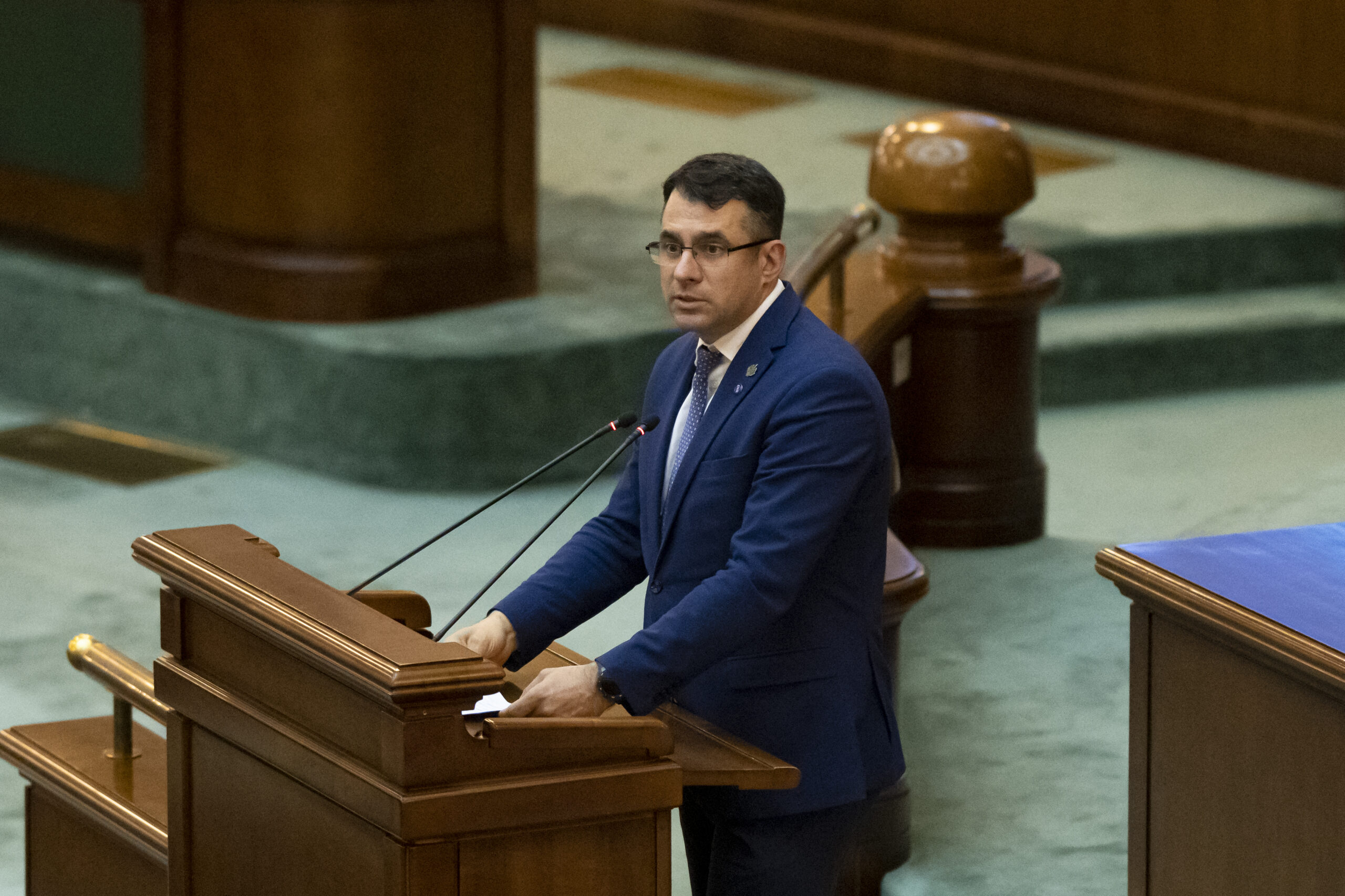 USR va propune un nou ministru al Apărării