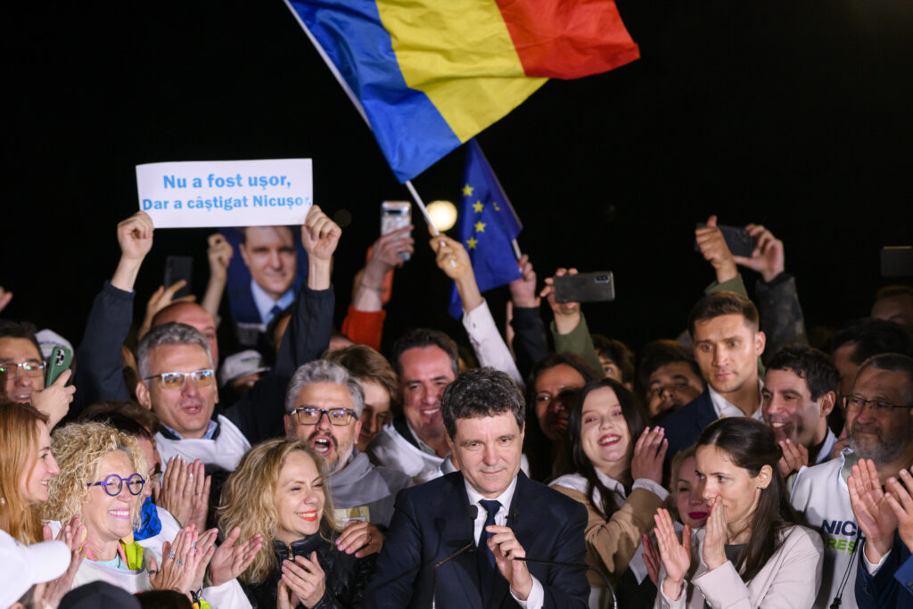 2025 în 12 imagini: un an de alegeri, proteste, credință, sport și momente de rămas-bun