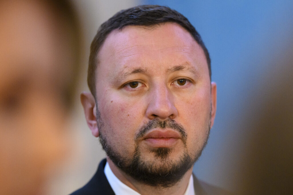 Mircea Fechet, apel după cazurile de lepră din Cluj-Napoca: România are nevoie de un mecanism care să depisteze la timp boli infecțioase „de import”