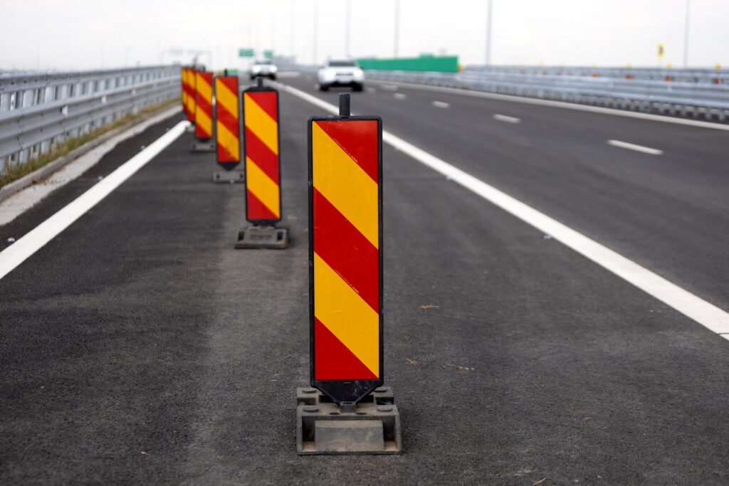 Restricții de trafic pe A1 și A2 din cauza lucrărilor. Benzi închise în mai multe intervale orare