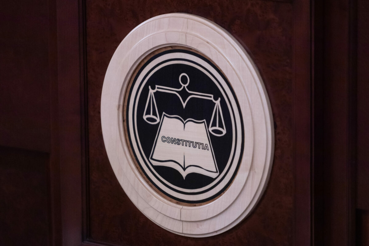 Poza pentru articolul Simina Tănăsescu: „Nu aș schimba Constituția, dar aș modifica un singur cuvânt din legea CCR”