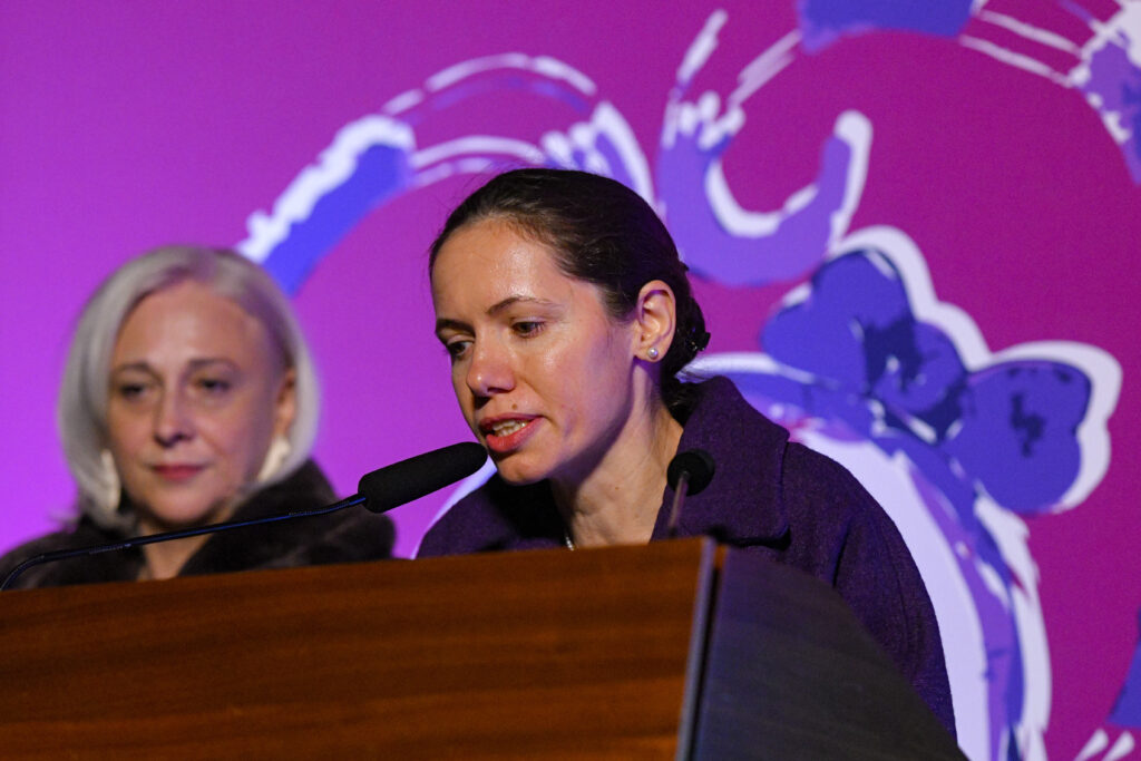 Mirabela Grădinaru despre Nicușor Dan: „M-a atras foarte mult părul lui creț, el avea un păr mai lung atunci”