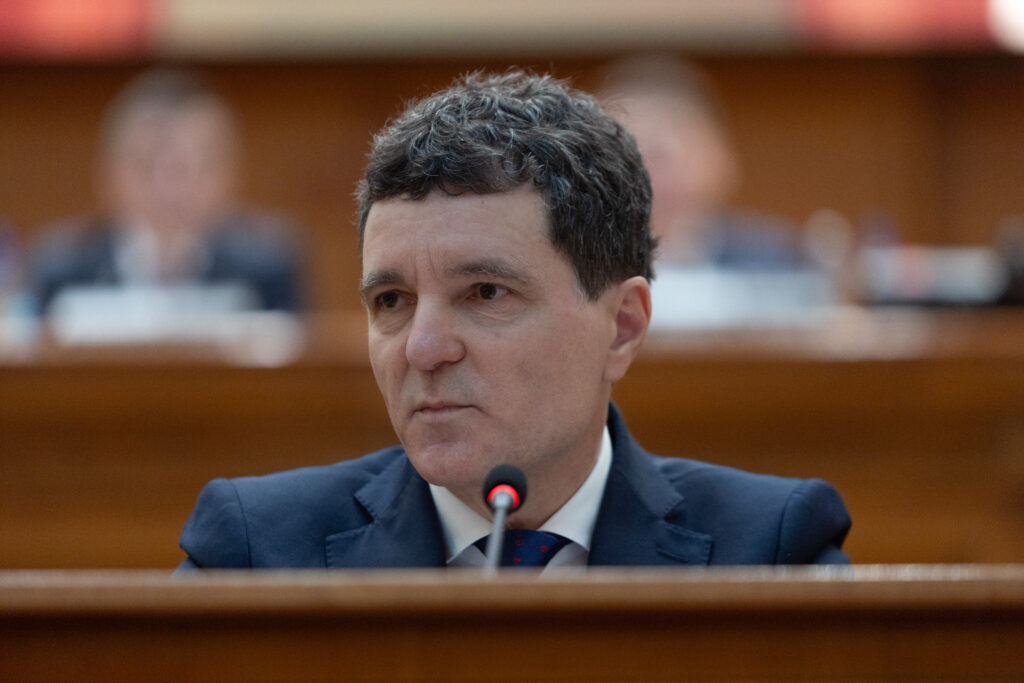 Nicușor Dan, despre demisii din Guvern după criza apei