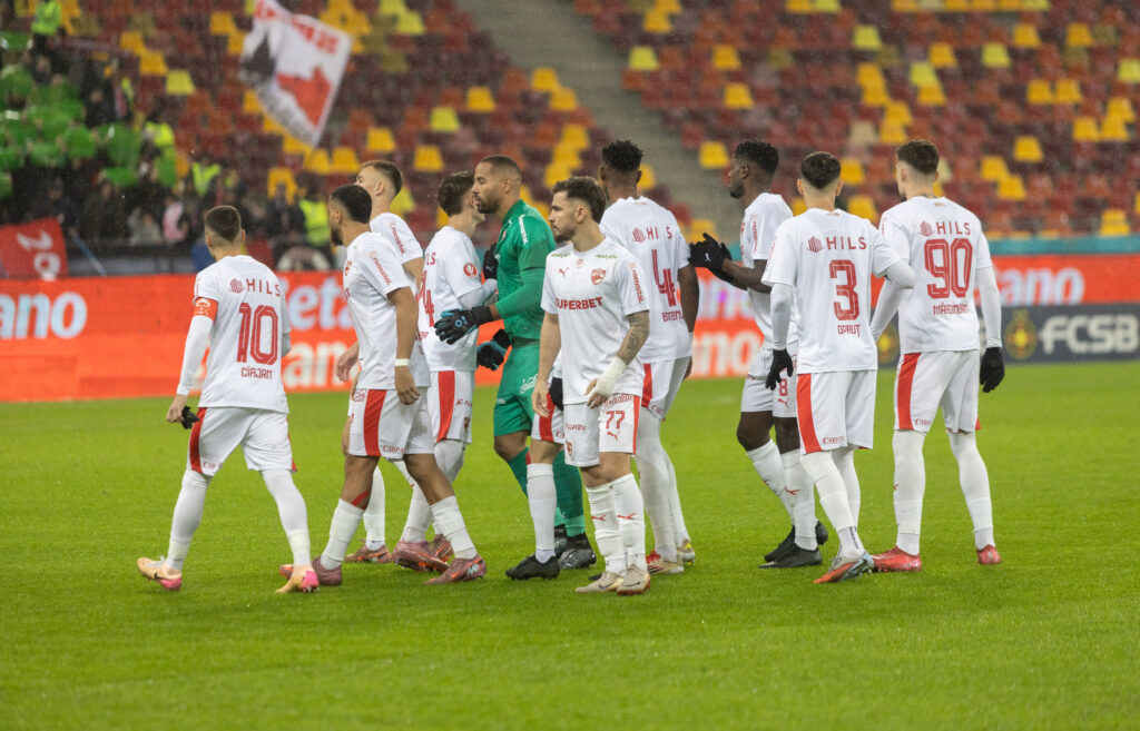 Metaloglobus-FC Argeș și Hermannstadt-Dinamo, meciurile care deschid vineri etapa a 23-a a Superligii