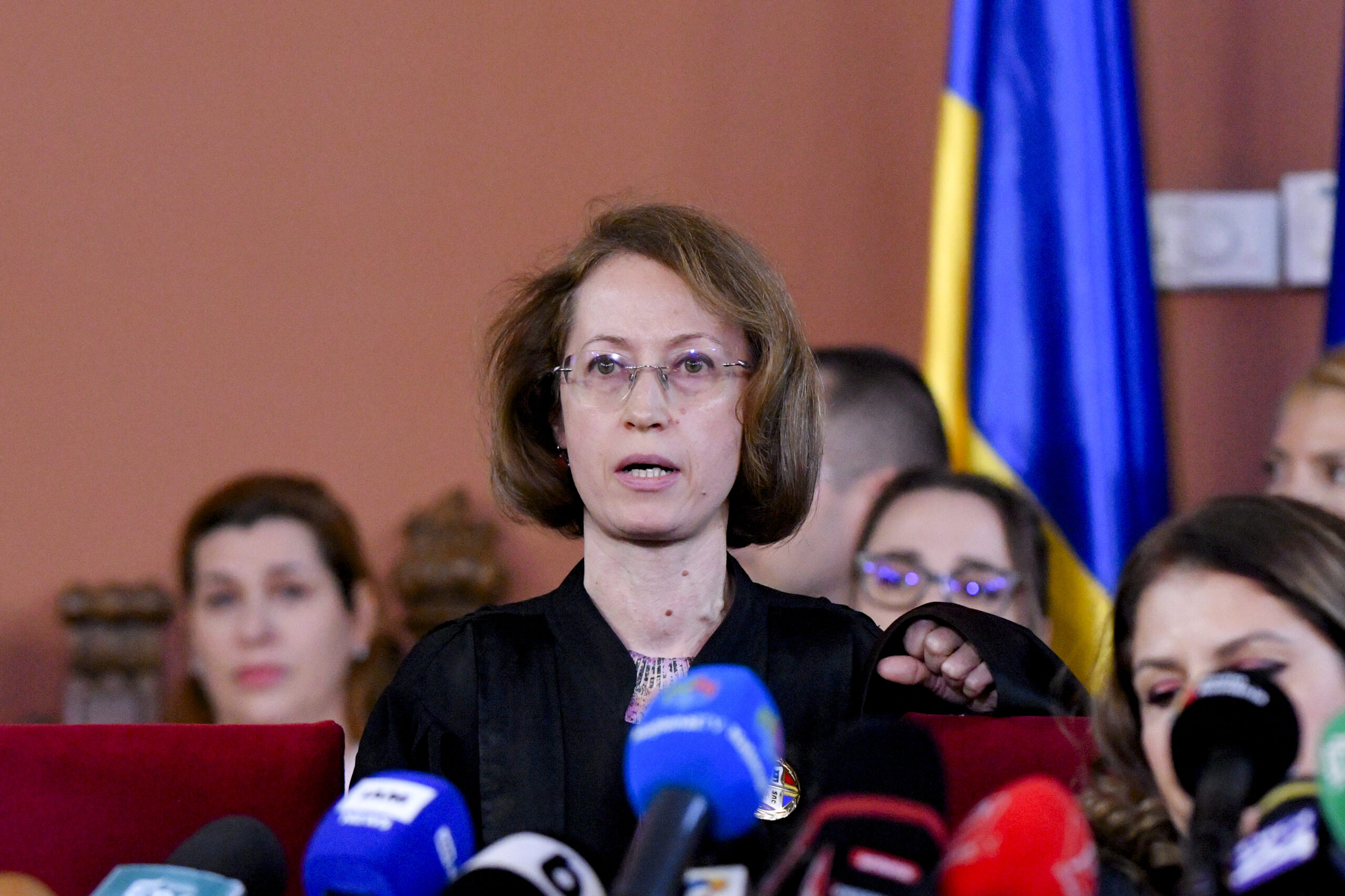 Peste 170 de magistrați sprijină judecătorii Beșu și Moroșanu