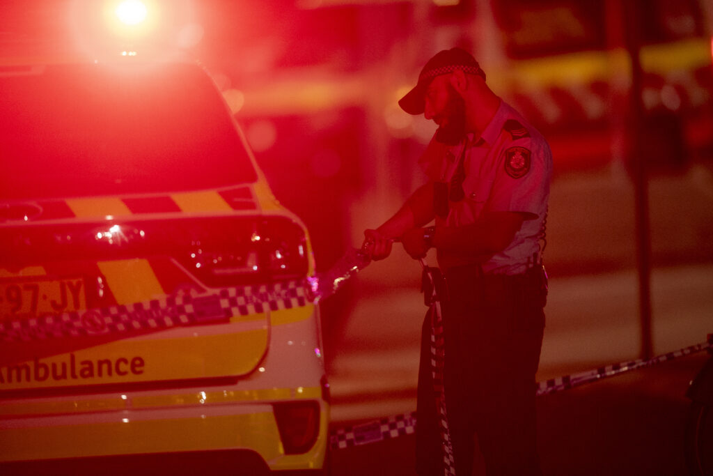 Atacul de la Sydney: Cei doi teroriști au aruncat asupra mulțimii bombe artizanale care nu au detonat