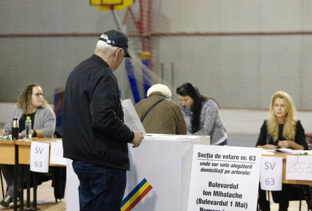 Un sfert dintre bucureșteni au votat până acum