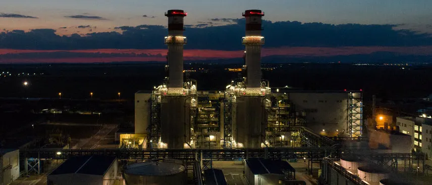 Ședință la Ploiești. Măsuri adoptate pentru evitarea opririi activității la Rafinăria OMV Petrom