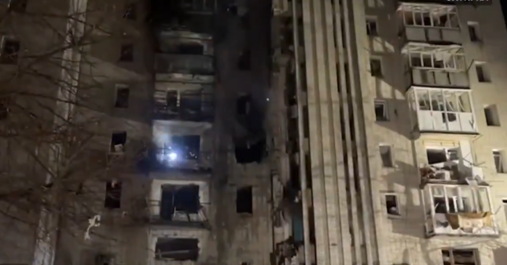 Atac cu drone rusești asupra orașului ucrainean Sumî. Cel puțin șapte persoane rănite