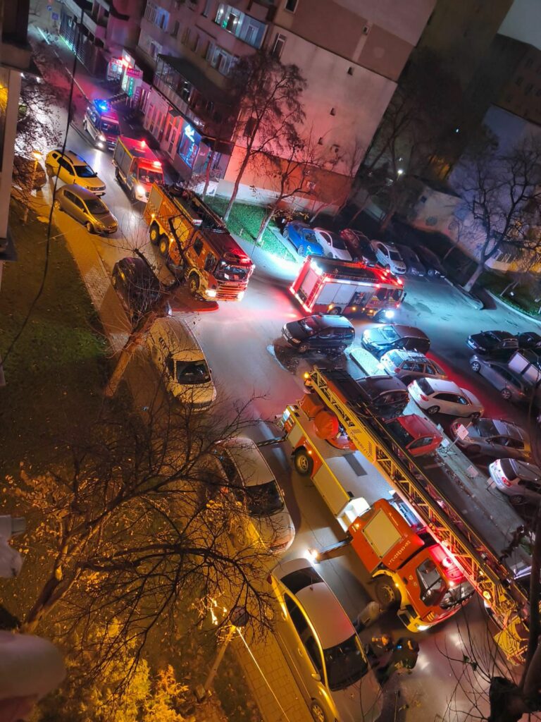 Explozie într-un apartament din Iași, din cauza unei butelii: un bărbat a suferit arsuri