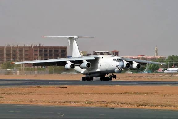 Aeronavă militară sudaneză prăbușită în Port Sudan. Toți membrii echipajului au murit
