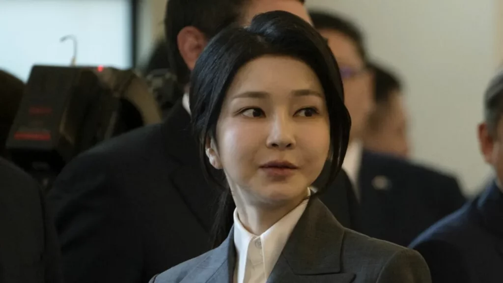 Procurorii sud coreeni cer 15 ani de închisoare pentru fosta Primă Doamnă, acuzată de corupție și luare de mită