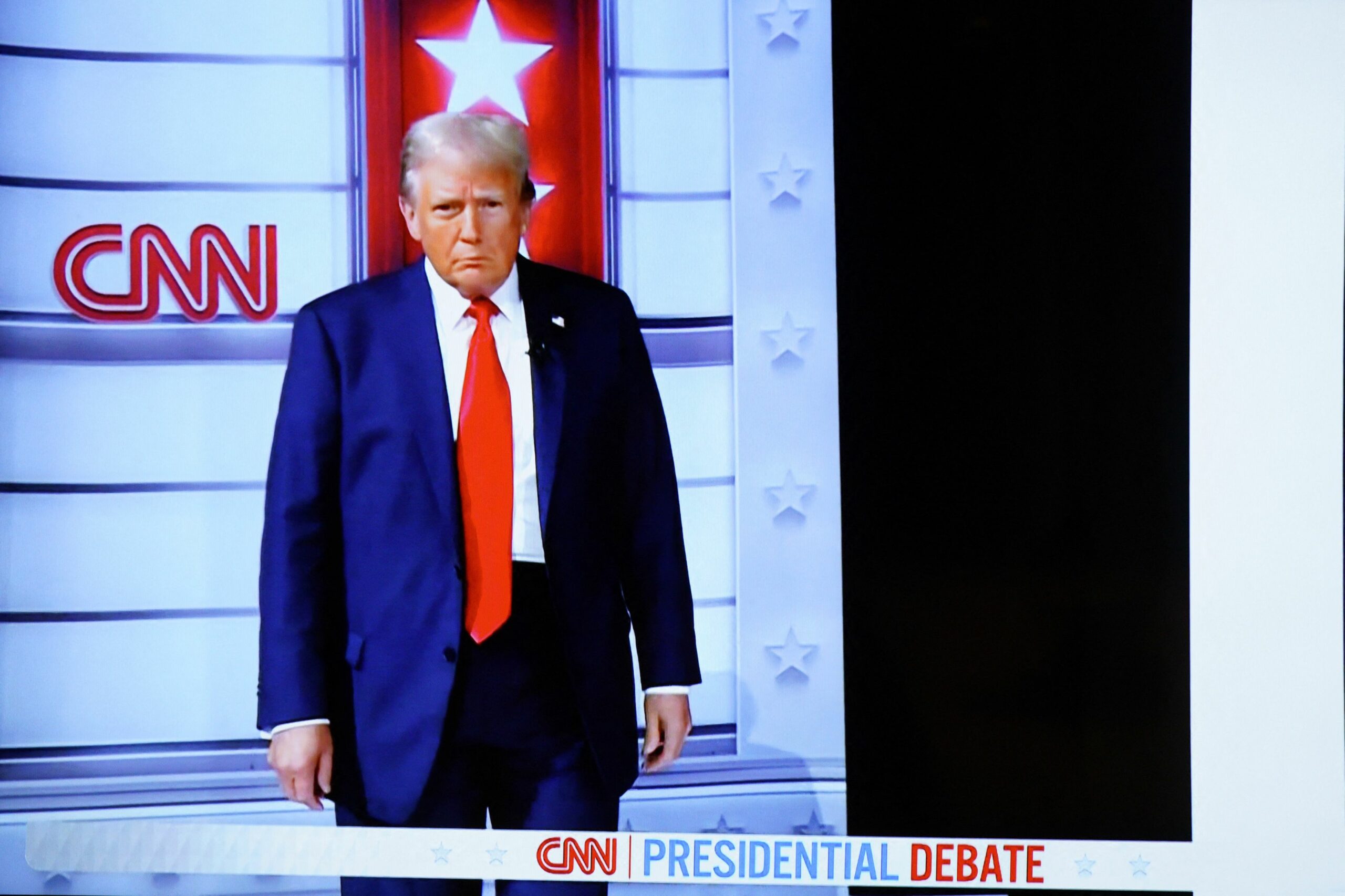 Trump vrea ca CNN să aibă un nou proprietar