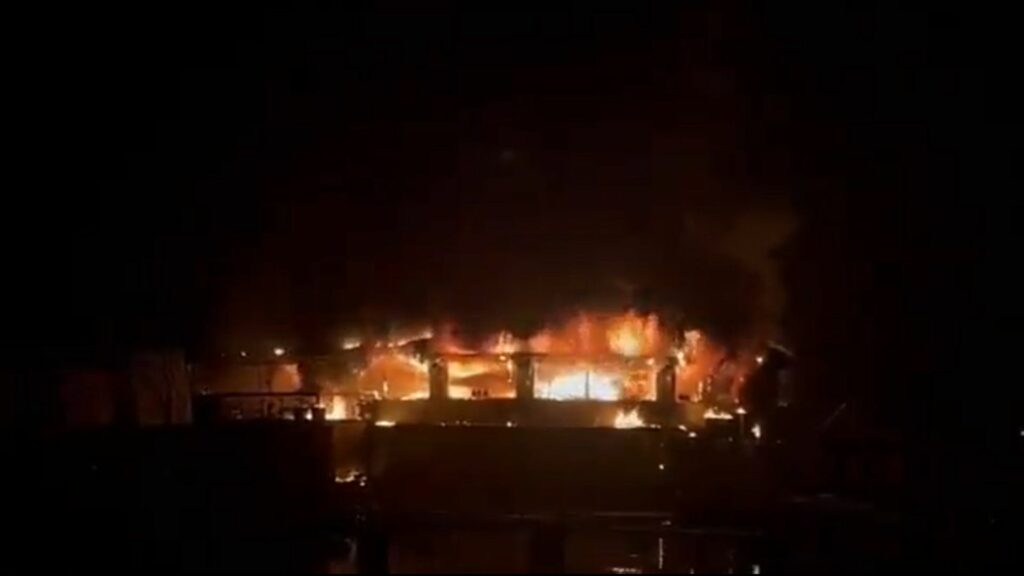 Incendiu într-un club de noapte din India: 23 de persoane au murit. Premierul Narendra Modi a transmis condoleanțe familiilor victimelor