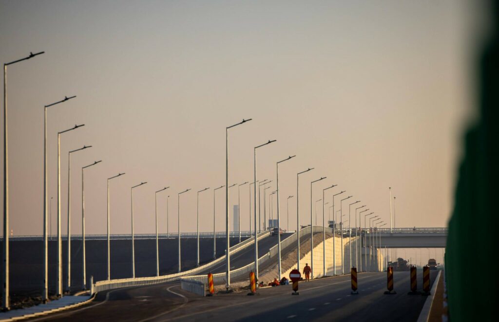 Ultima inspecție pe șantierul Autostrăzii Moldovei înainte de deschiderea unui sector important