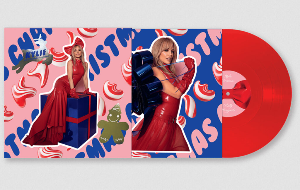 Kylie Minogue revine pe primul loc în topul albumelor din Marea Britanie, cu „Kylie Christmas”