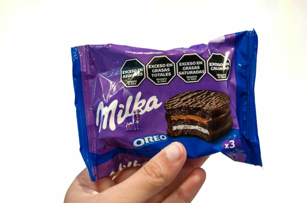 Producătorul Milka și Oreo acuzat că a tolerat defrișările în lanțurile sale de aprovizionare. Peste 4.000 de hectare de pădure dispărute din zone care ar putea fi legate de companie