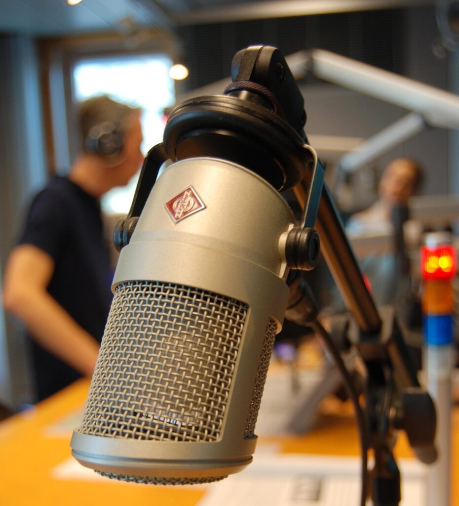 Postul nou de radio care se lansează de săptămâna viitoare promite muzică cu totul originală / „Suntem conştienţi de mesajele care se pot transmite prin genul acesta de piese”