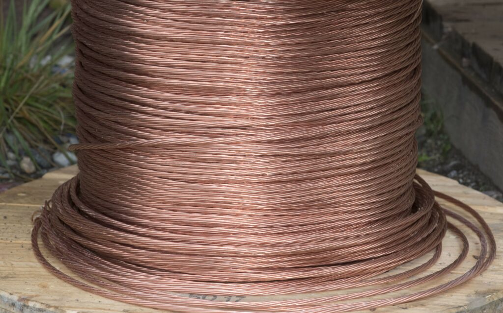 Metalul viitorului. Aurul roșu care „înnebunește” piețele. A înregistrat o creștere uriașă și nu pare că se va opri