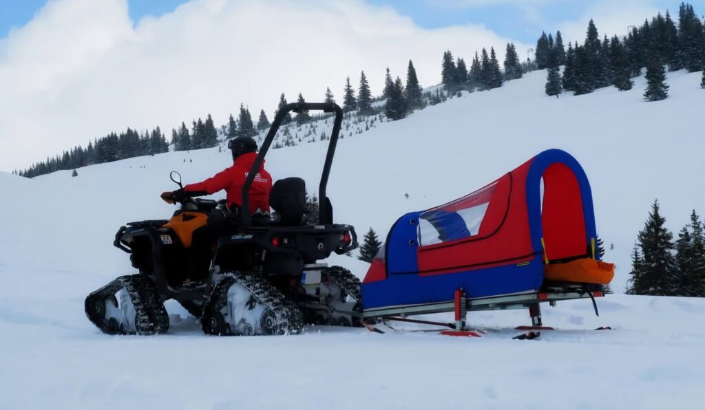 ATV răsturnat în Gorj: doi tineri în stare gravă