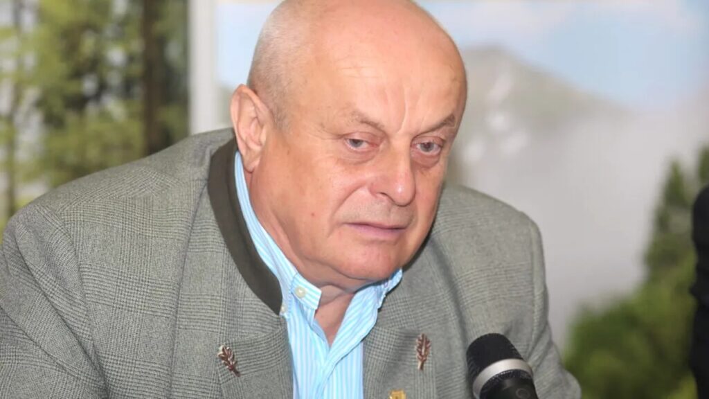 Instanța îl obligă pe directorul silvic de la Arad, Teodor Țigan, să restituie 280.520 de lei. Anunțul ministrei Mediului