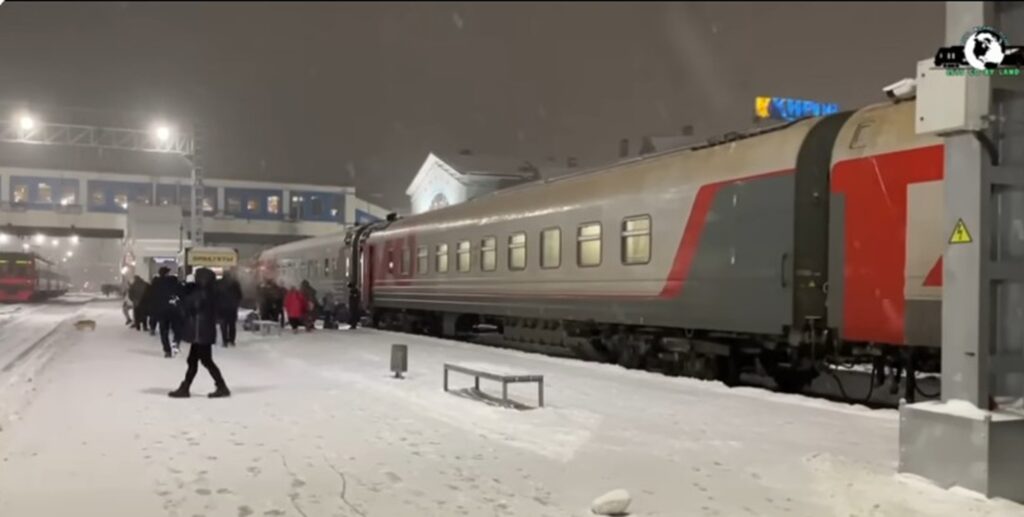 Trenul legendar care traversează 3 țări și 8 fusuri orare