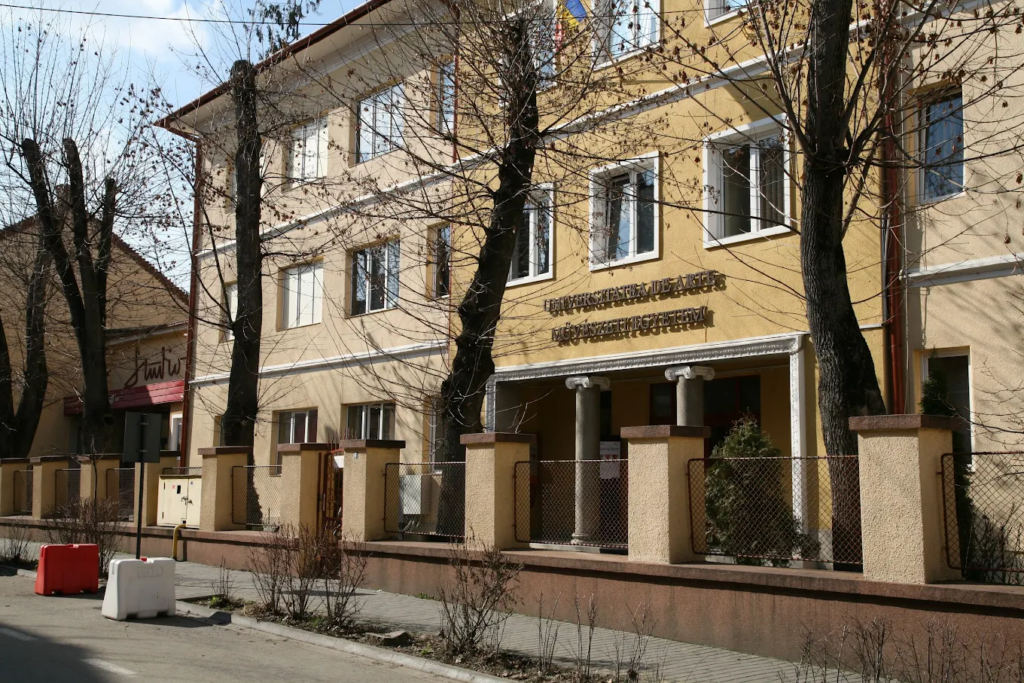 Dezbatere academică sau dezbatere etnică? / UDMR reacționează vehement după propunerea de fuziune a UMFST cu Universitatea de Arte din Tg. Mureș / „Köszönöm, de nem”