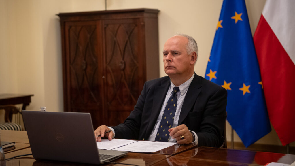 Polonia pregătește trimiterea a până la nouă avioane MiG către Ucraina