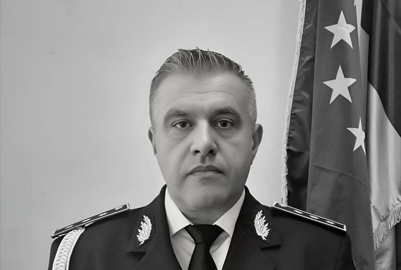 Nicușor Dan a acordat post-mortem gradul de chestor șefului IPJ Dolj, care a murit la birou
