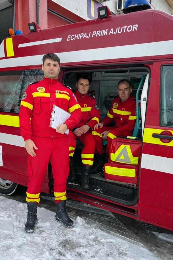 Giurgiu: O femeie a născut, asistată de paramedici, într-o ambulanță SMURD