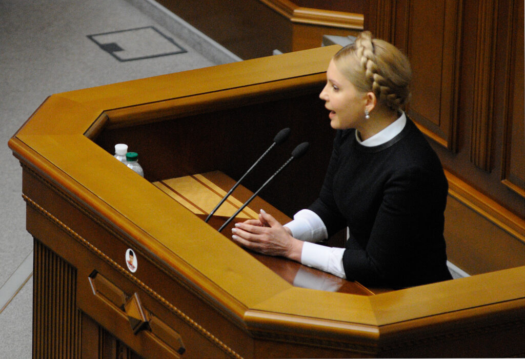 Presa de la Kiev: Un nou scandal de corupție în Ucraina. Un fost premier al țării, vizat de anchetă