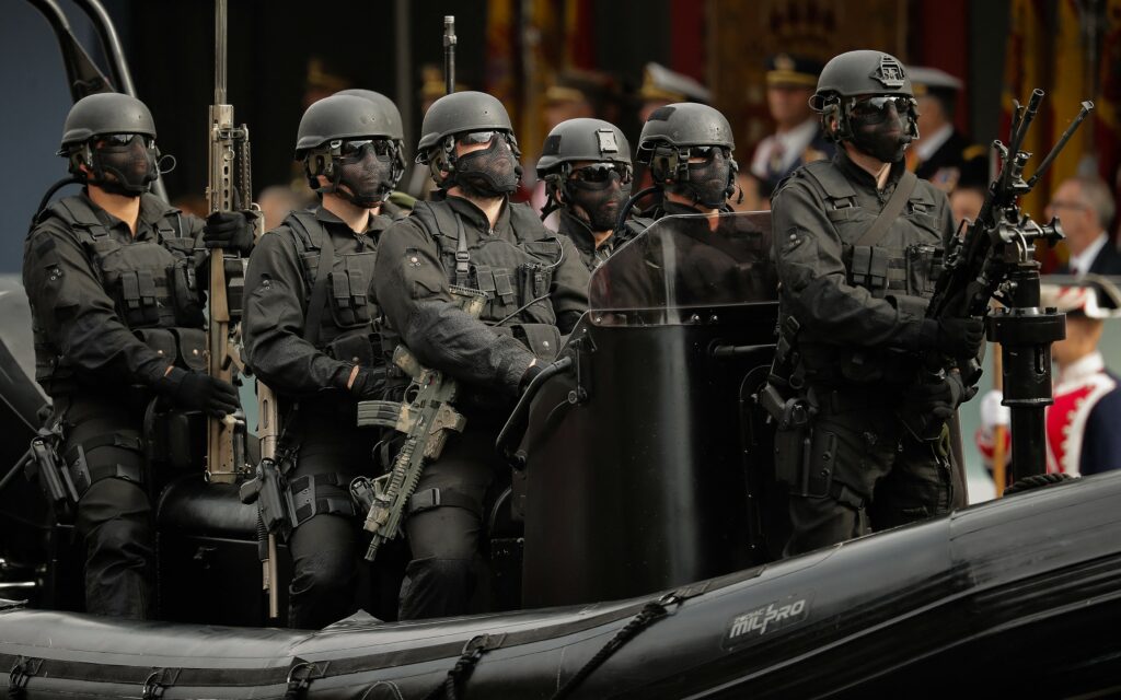 Spania îndeamnă Uniunea Europeană să creeze o armată comună