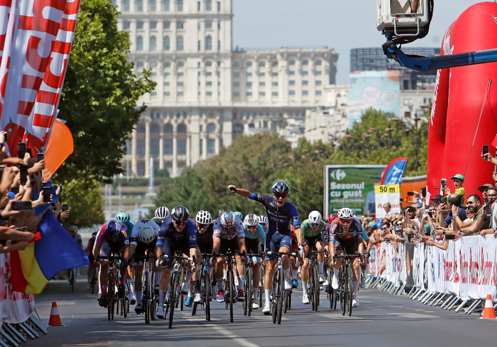 Calendar competiții de ciclism în 2026. Unde te poți da cu bicicleta în prima parte a anului?