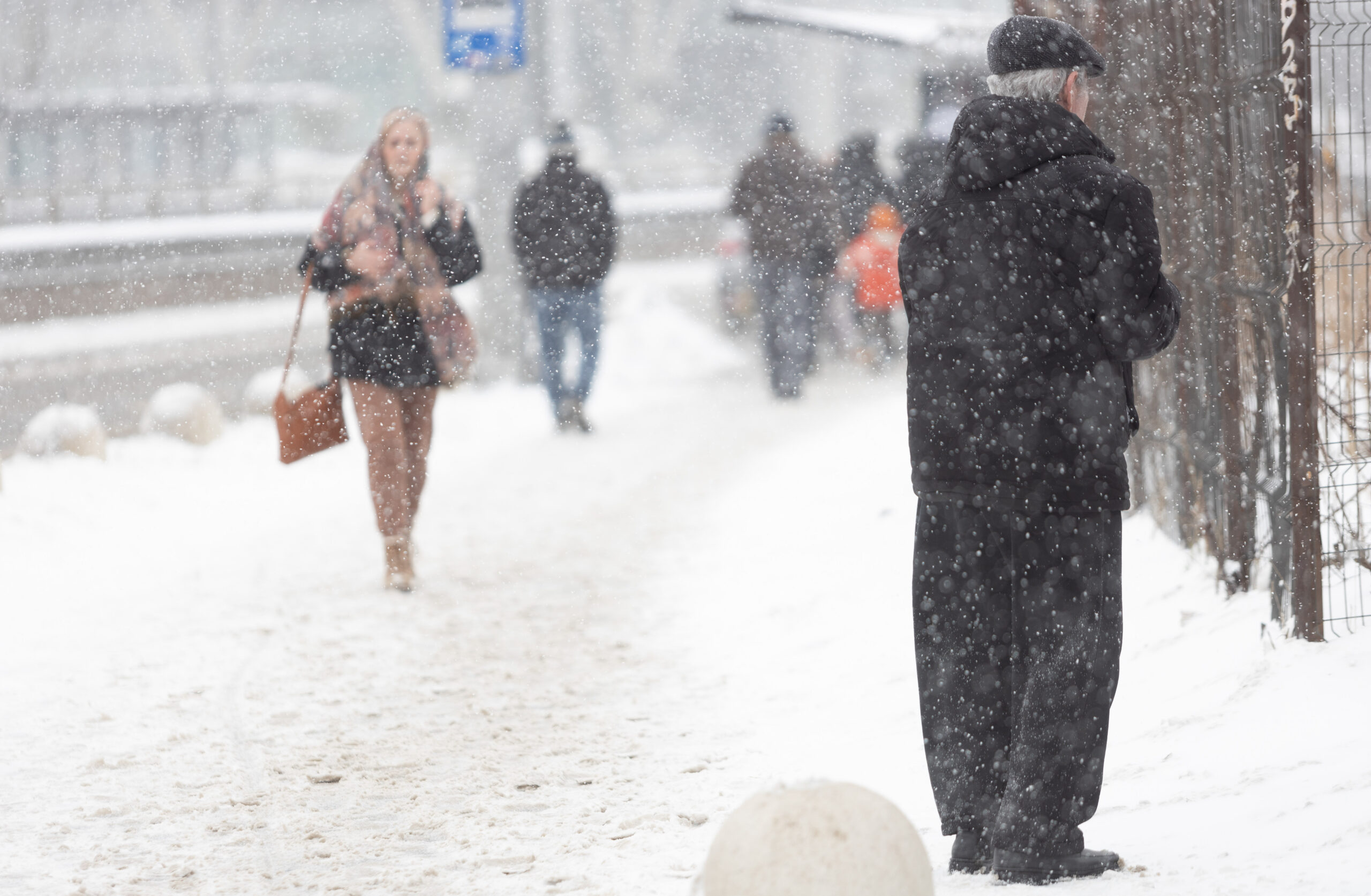 Poza pentru articolul Vremea rece și ninsori în Capitală. Minimele ajung la minus 10 grade