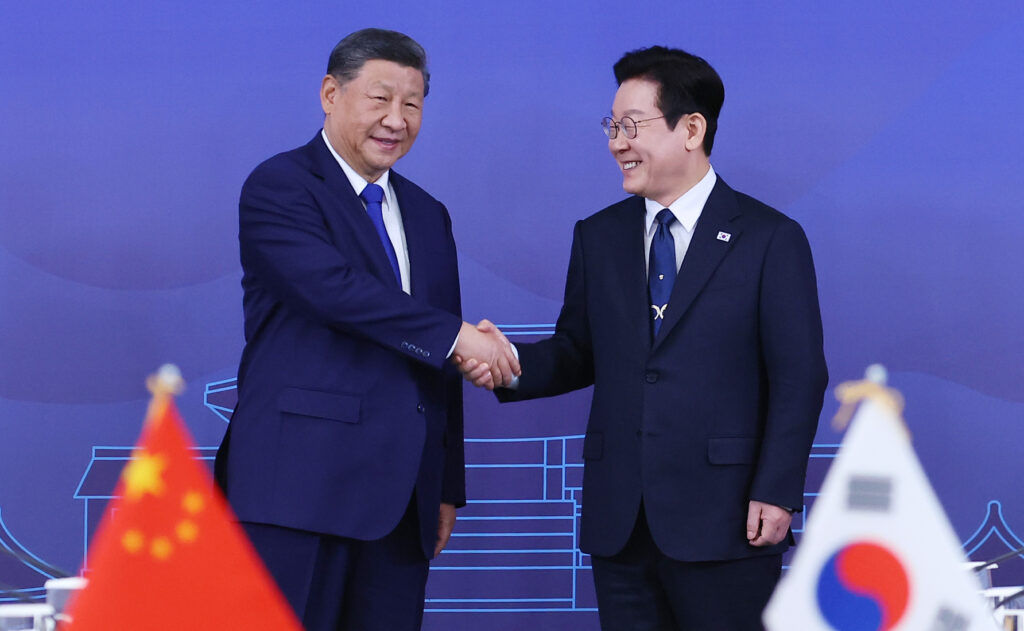 Liderul sud-coreean i-a cerut lui Xi Jinping să fie mediator în problemele legate de Coreea de Nord