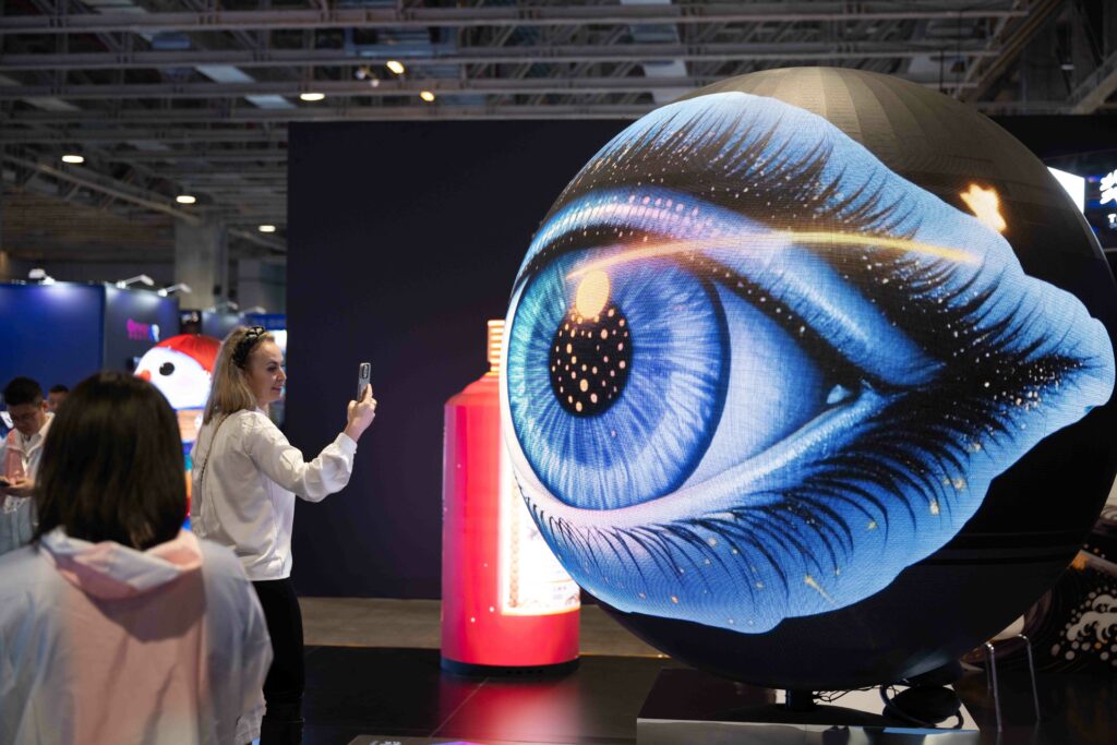 Inteligența artificială nu este ceea ce credem: Cum suntem păcăliți de o iluzie