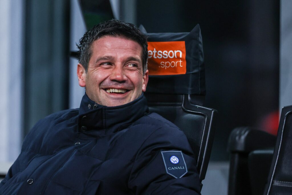 Cristi Chivu, desemnat antrenorul lunii decembrie în Serie A