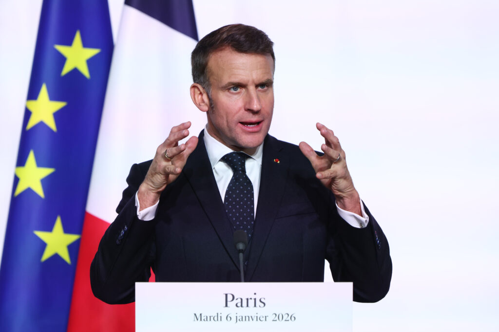 Președintele francez Macron ar putea „restabili contactul” cu Putin în următoarele săptămâni
