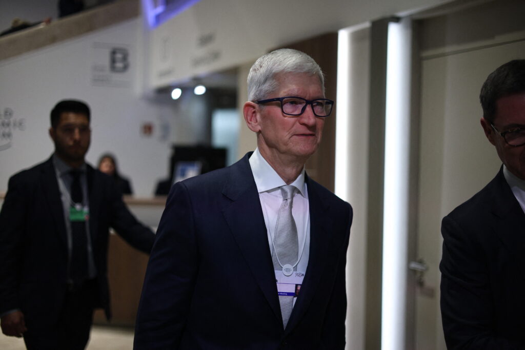 Directorul Apple face apel la „dezescaladare” după evenimentele din Minneapolis