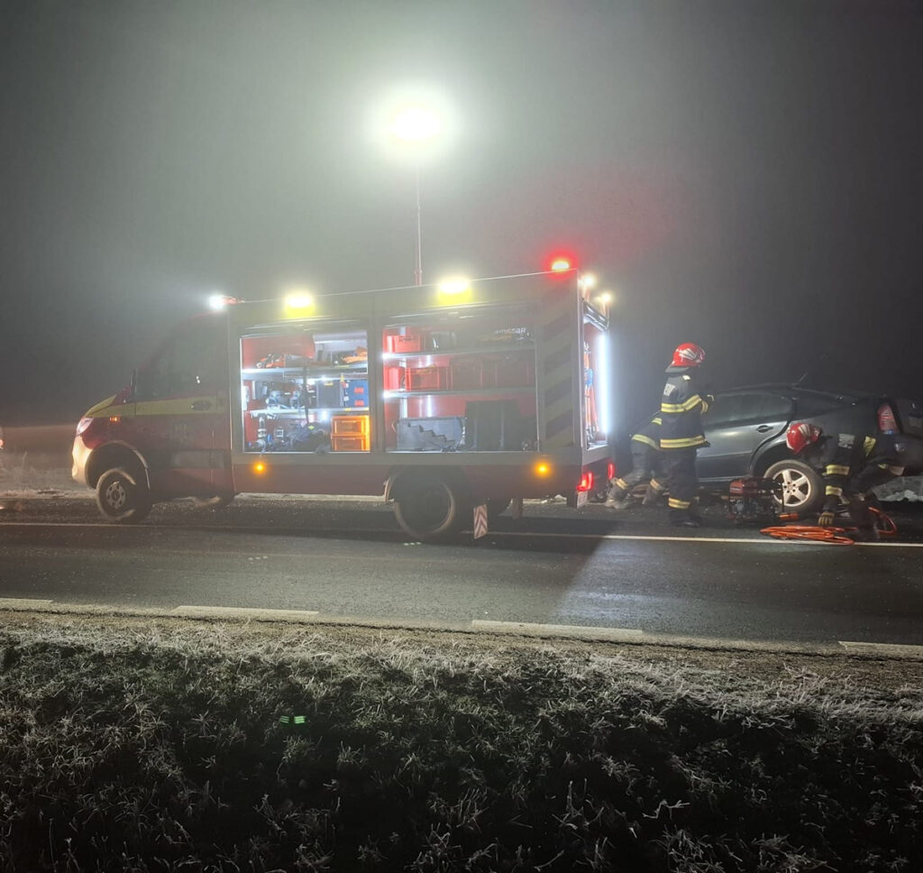 Arad. Accident rutier grav între Horia și Șiria: o persoană a murit, alte cinci implicate