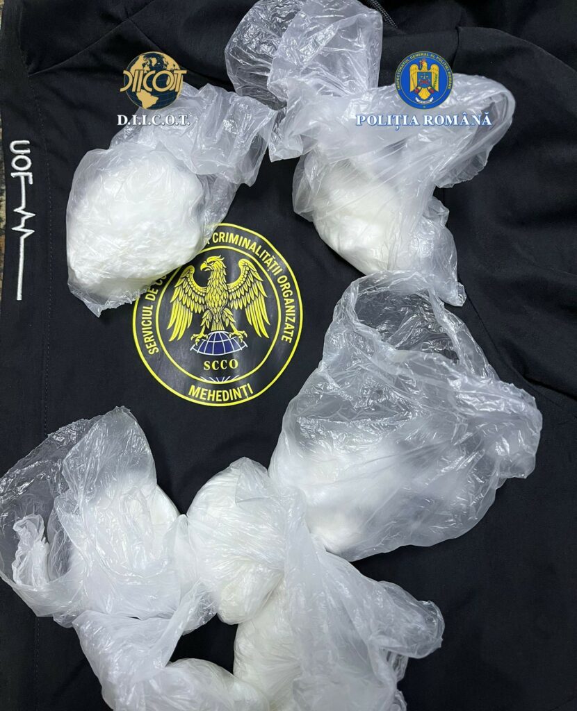 Bărbat din Mehedinți, prins când vindea sute de grame de cocaină cu 12.000 de euro