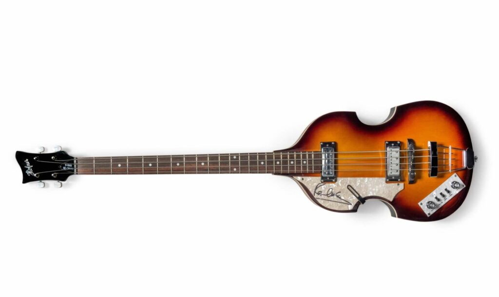 Producătorul german de instrumente muzicale, Höfner, care i-a produs bass-ul lui Paul McCartney, a depus cererea de insolvență