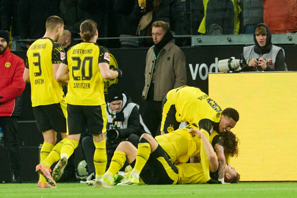 Borussia Dortmund învinge clar Werder Bremen și își consolidează locul secund în Bundesliga