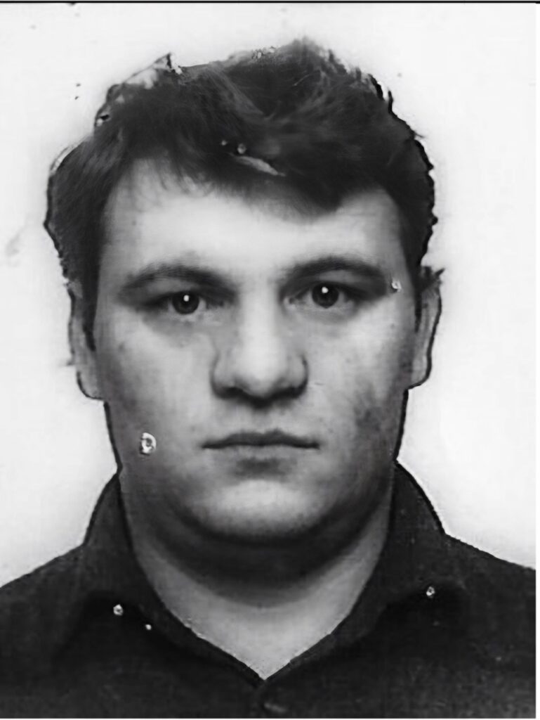 A murit un erou al Brașovului. A avut curajul să strige pentru prima dată „Jos comunismul”