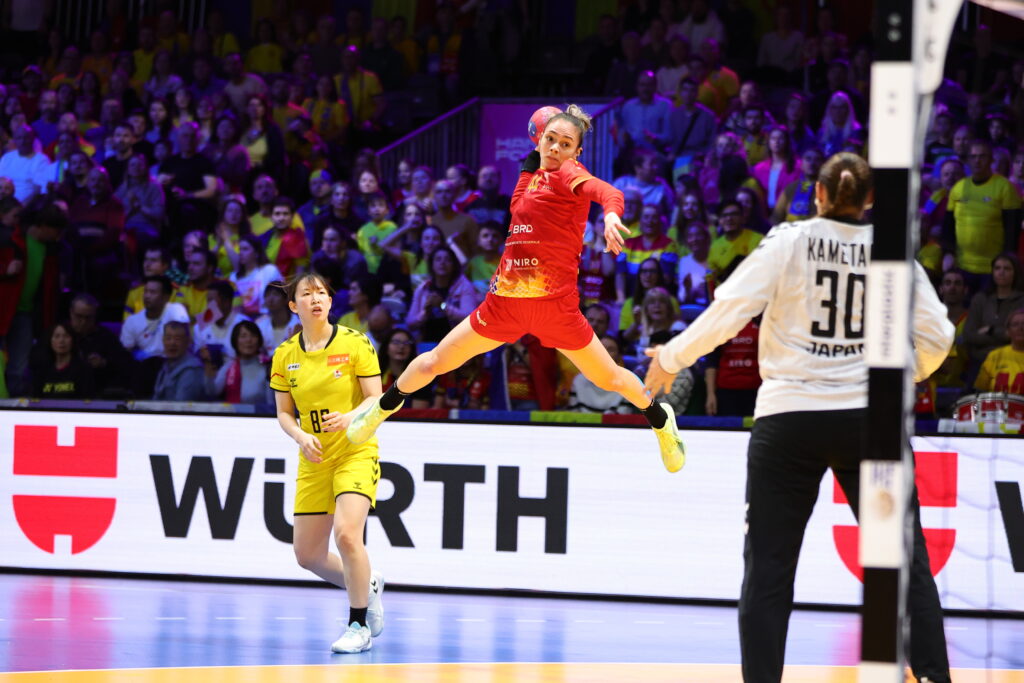 Corona Brașov anunță transferul tinerei internaționale române Eva Kerekes, din sezonul viitor