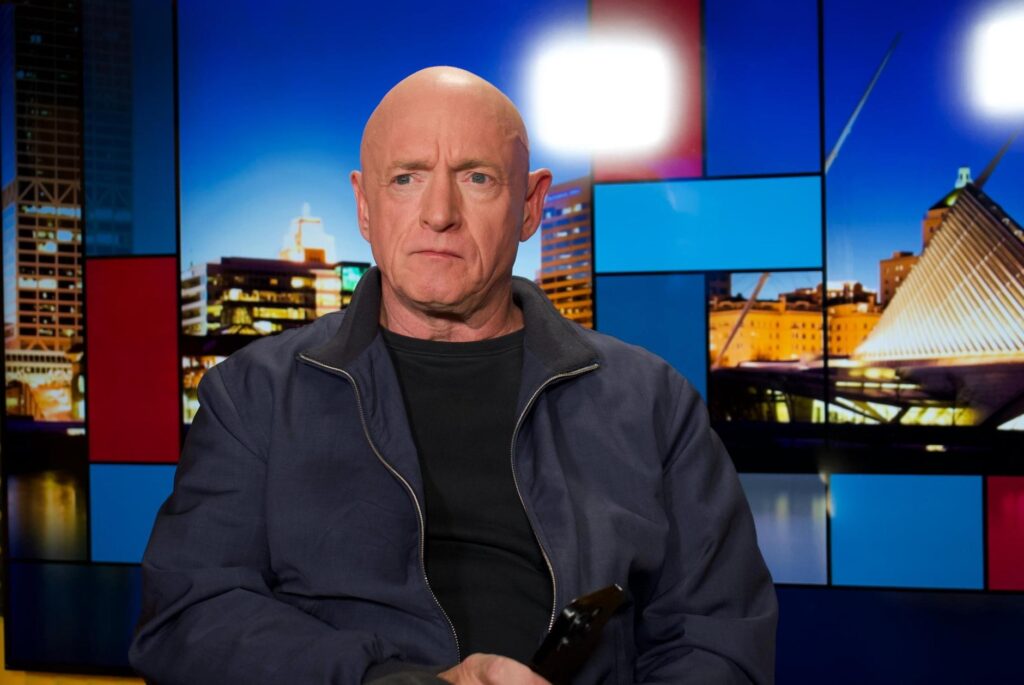 Un senator american dă în judecată Departamentul Apărării al SUA pentru „represalii punitive”